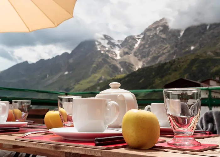 Апартаменти Hellochalet - Maison Reve Blanc - To Door With Matterhorn View